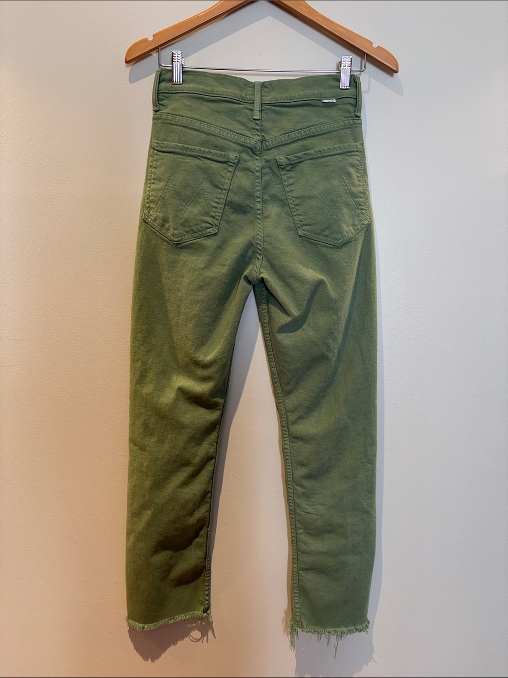 MOTHER High Waisted Rider Ankle Step Fray in a Beautiful Green Colour - Picture 6 of 11